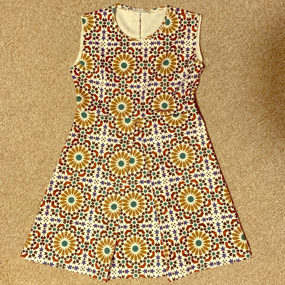 NWOT Zara dress geometric print A-line box pleat